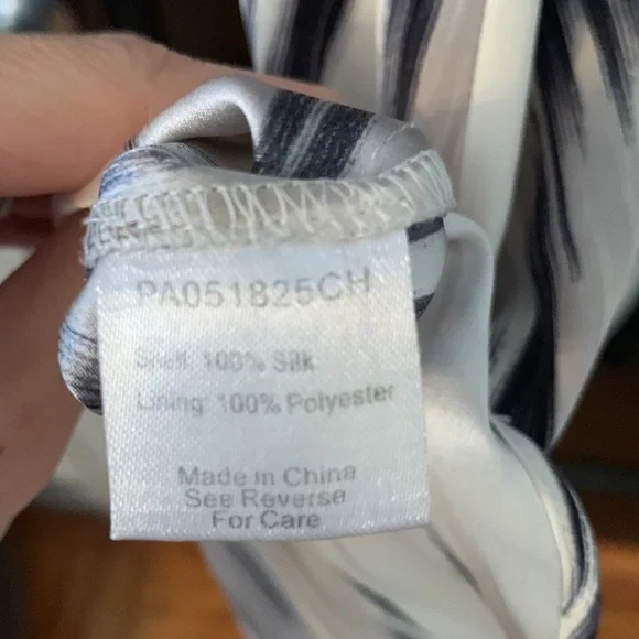 Parker Size Small white and black patterned shift dress - Picture 5 of 6